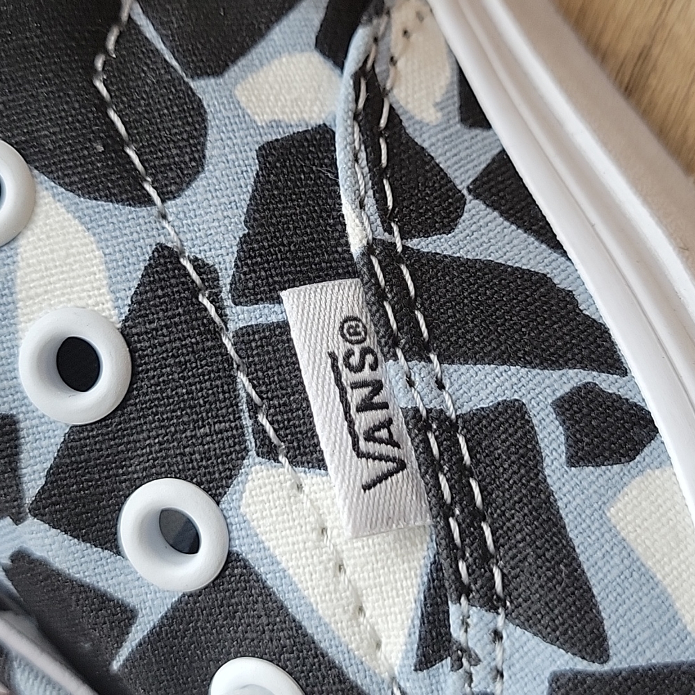 Van's shoes women Brand new. - Picture 4 of 12